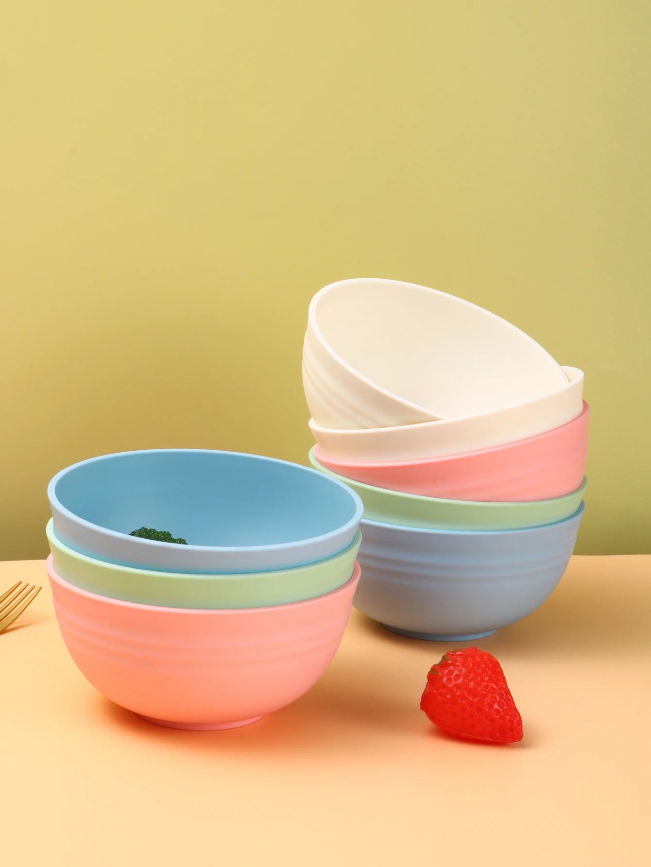 4/8pcs Plastic bowl (reusable) suitable for family kitchen restaurant picnic camping pack food snacks