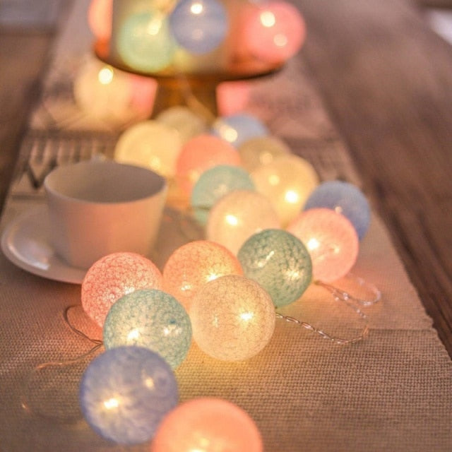 20 LED Cotton Ball Garland String Lights